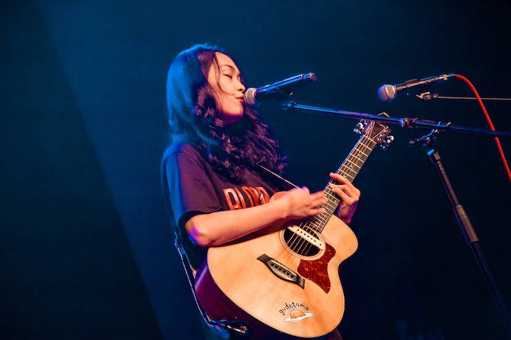 第四届“狗万吉他女声弹唱大赛”总冠军出炉<br />温格夺冠，董冬冬担任评委